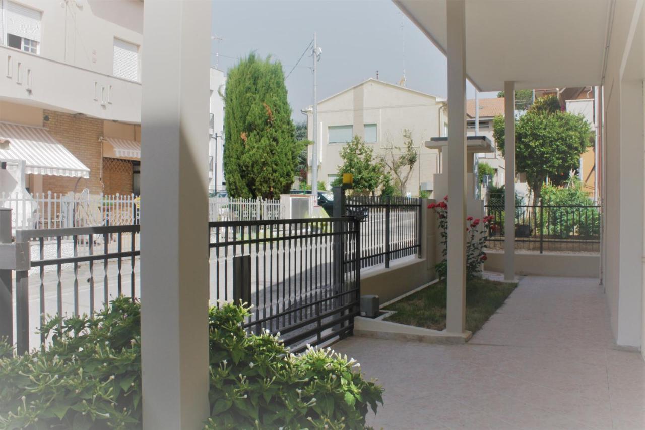 Maruru B & B Dell'Arte Civitanova Marche Exterior photo